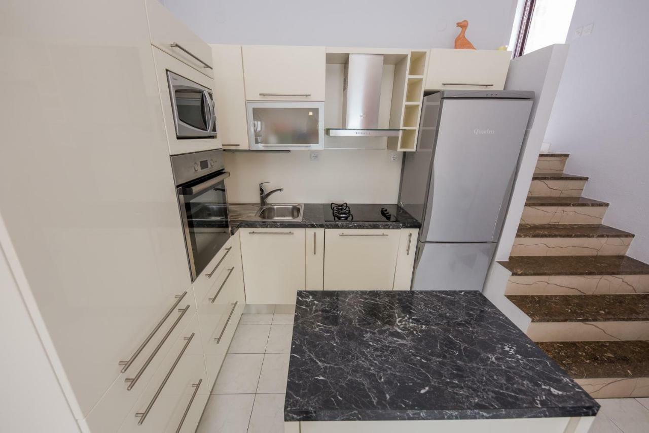 Apartments Mateo Trogir Ngoại thất bức ảnh