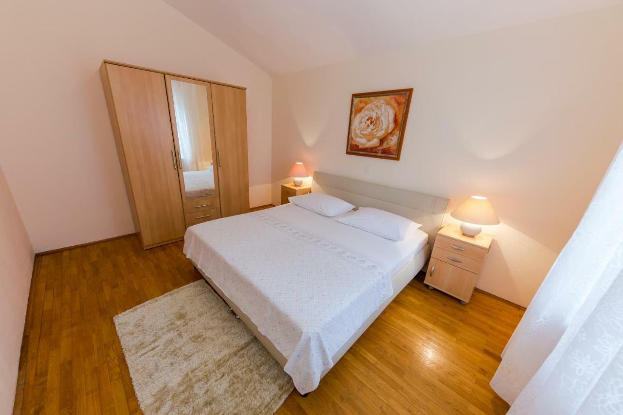 Apartments Mateo Trogir Ngoại thất bức ảnh
